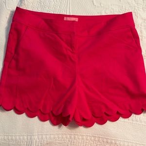 Isaac Mizrahi Scalloped Shorts, Size 10, Hot Pink
